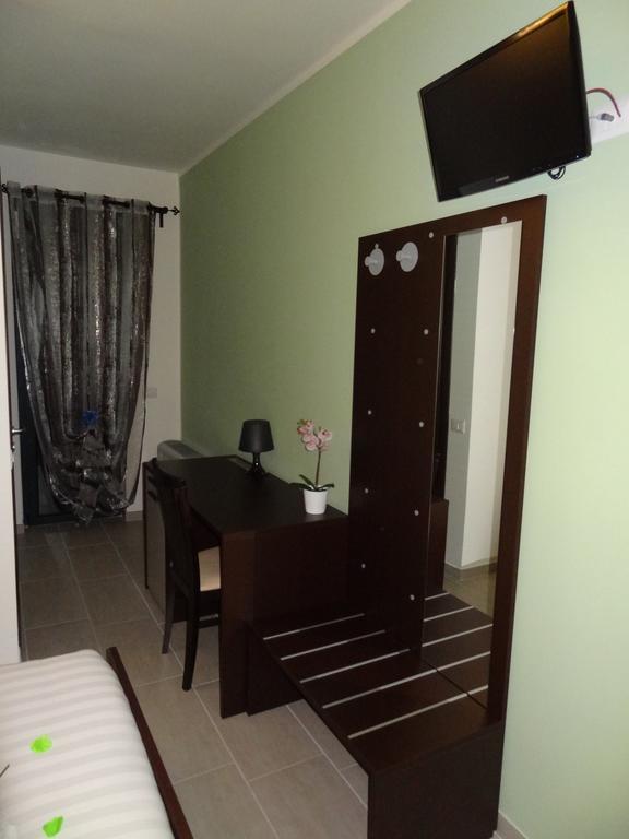 Affittacamere Rooms Di Matteo San Paolo di Iesi Екстериор снимка
