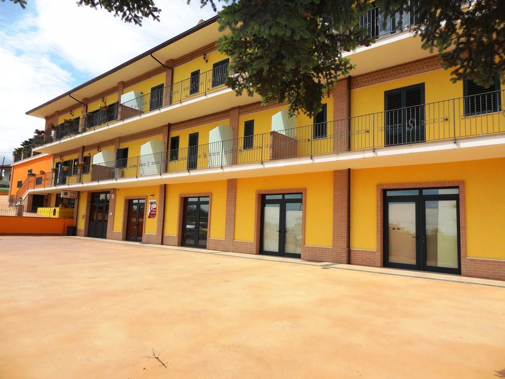 Affittacamere Rooms Di Matteo San Paolo di Iesi Екстериор снимка