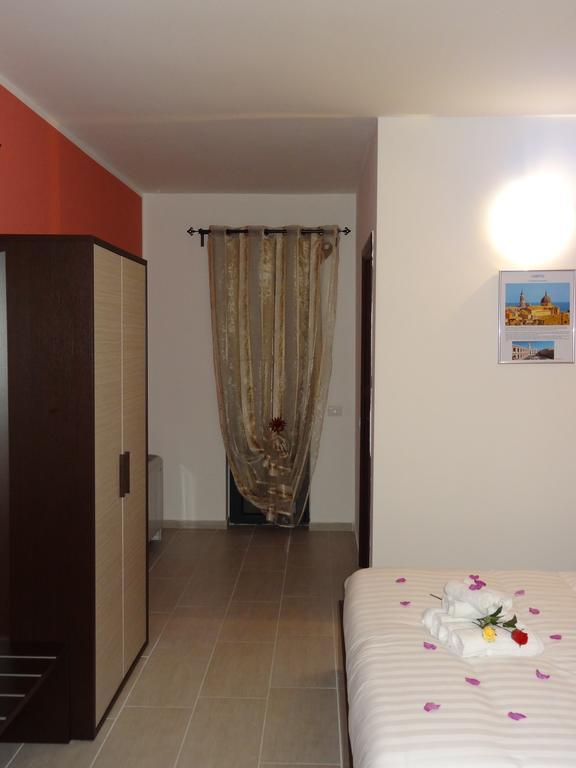 Affittacamere Rooms Di Matteo San Paolo di Iesi Екстериор снимка