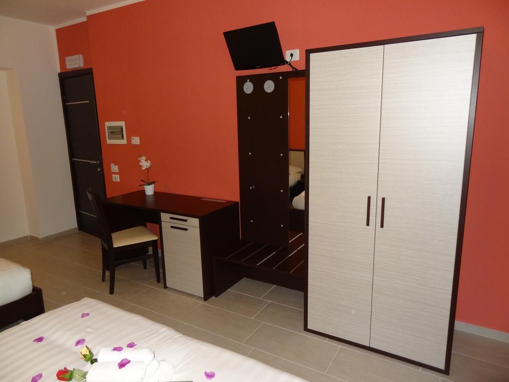 Affittacamere Rooms Di Matteo San Paolo di Iesi Екстериор снимка